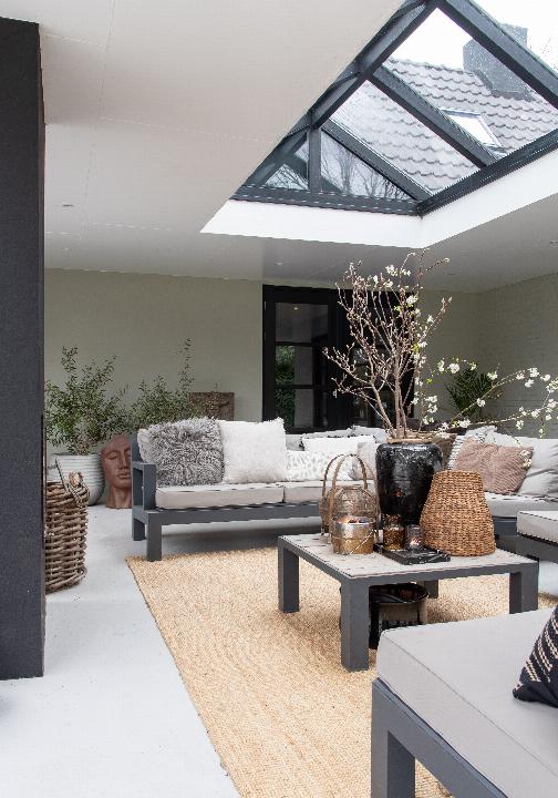 FROM WORKERS COTTAGE TO VILLA